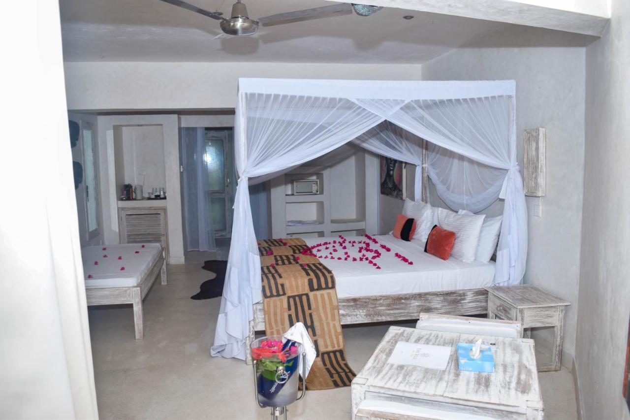 The Villa Luxury Suites Hotel Diani Beach Exteriér fotografie