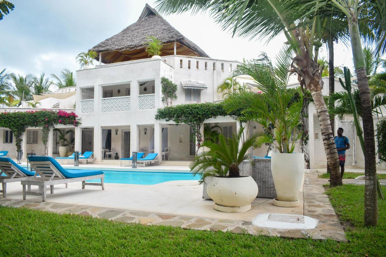 The Villa Luxury Suites Hotel Diani Beach Exteriér fotografie