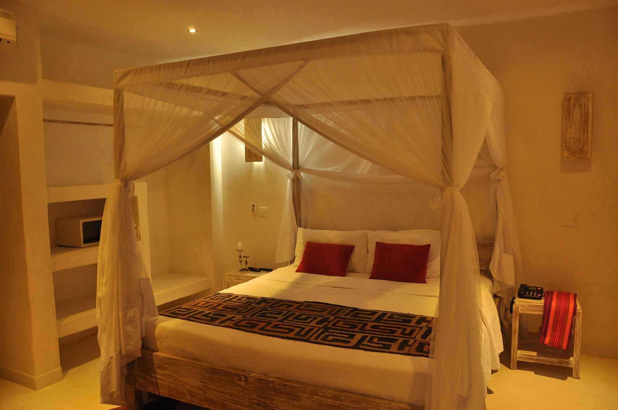 The Villa Luxury Suites Hotel Diani Beach Exteriér fotografie